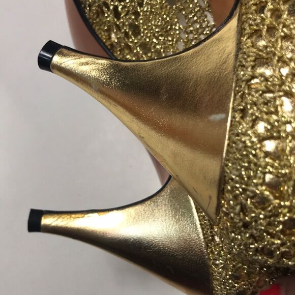 Gold Lace Heels Size (7M) by Jennifer Moore - Picture 13 of 15